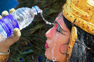 When art dies in the sun