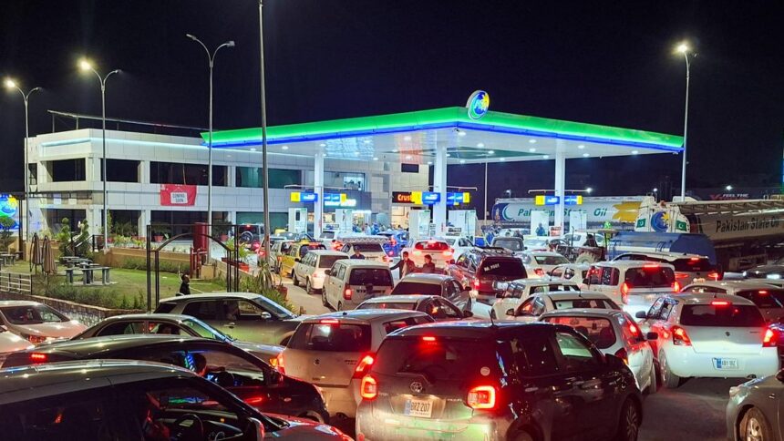 Pakistan raises gas prices due to war between US and Iran