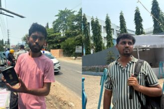 Ram Pasad Biswas (L) and Sabidul Mulla (R) are among the people making their final attempts to be included in the electoral roll.