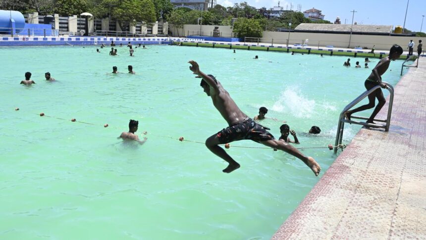 Pools and eye health: How to protect your vision this summer