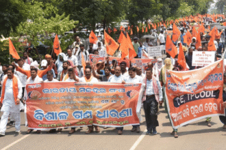 RSS affiliates hold rally against Bharatiya Janata Party government in Odisha over mass layoff of contract workers