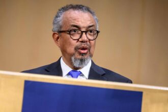 WHO assesses vaccines and treatments for Ebola outbreak