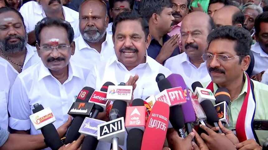 EPS expels 25 leaders who supported Vijay's TVK in floor test, AIADMK splits in the middle