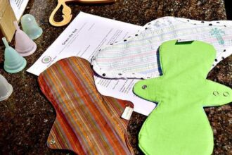 What does NFHS-6 reveal about the use of vintage products in India?