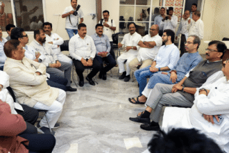 Defection for damage control: Uddhav inspects rebel MP turf, reassures leaders