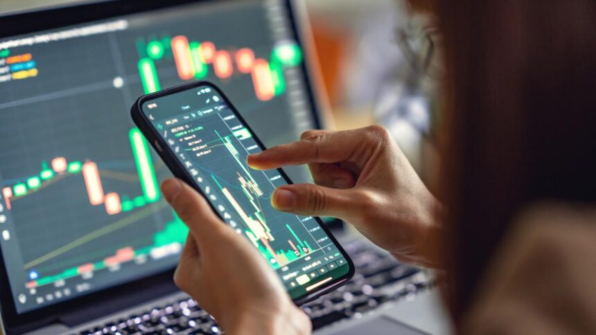 Stock markets rise for second straight day, supported by lower oil prices and positive global trends