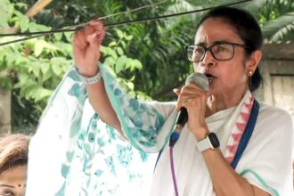 Mamata Banerjee pins hopes on INDIA bloc, INDIA bloc, Trinamool Congress rebel crisis, TMC rebel crisis, Trinamool Congress, Mamata Banerjee band of loyalists shrinks, Mamata Banerjee loyalists shrink, Mamata Banerjee, Trinamool Congress, Nayna Bandyopadhyay, Firhad Hakim, Kunal Ghosh, Biman Bandopadhyay, Sovandeb Chattopadhyay, Madan Mitra, Ashok Deb, and Asima Patra, Indian express news, current affairs