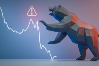 Sensex falls 786 points after 5 days of gains due to weakness in IT stocks