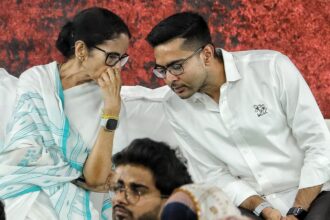TMC MPs Mamata Abhishek Banerjee