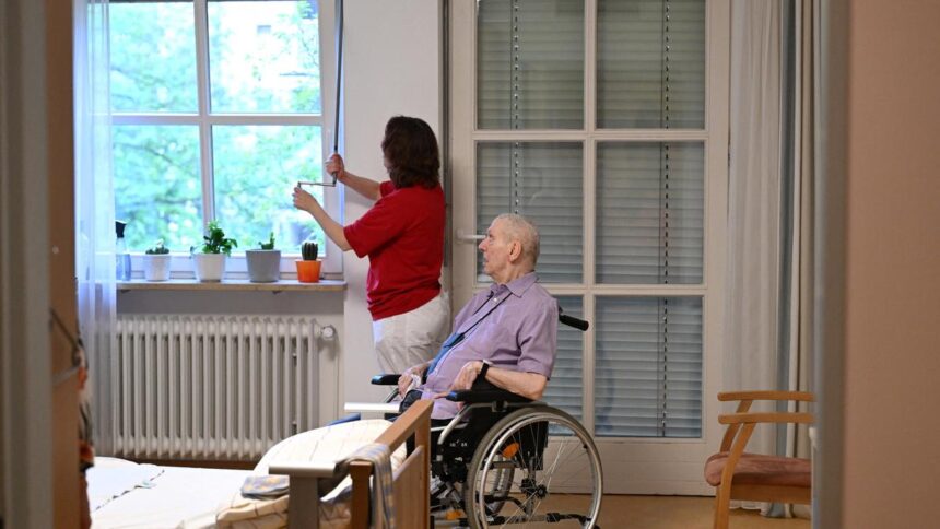 Millions of family caregivers manage the complex diets of their elderly relatives with little nutritional guidance.