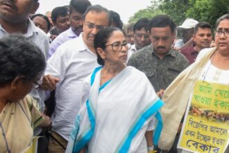 'New member joins': Mamata vows to 'continue to fight for people and party members' even after TMC rebellion