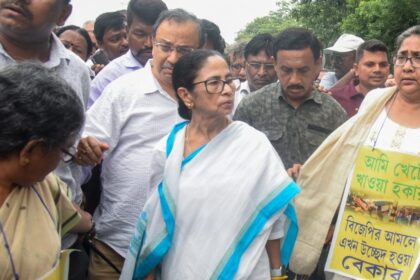 'New member joins': Mamata vows to 'continue to fight for people and party members' even after TMC rebellion