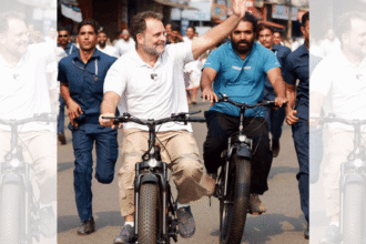 Rahul's foreign visit extended, rally postponed, parliament suspends student support campaign