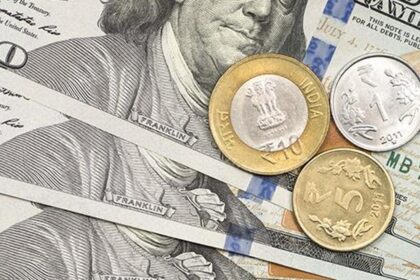 The rupee depreciated by 10 paise to Rs 95.28 against the US dollar in early trade.