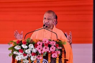 Uttar Pradesh Chief Minister Yogi Adityanath addresses a public rally, in Fatehpur, Uttar Pradesh. (PTI Photo)