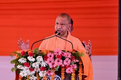 Uttar Pradesh Chief Minister Yogi Adityanath addresses a public rally, in Fatehpur, Uttar Pradesh. (PTI Photo)
